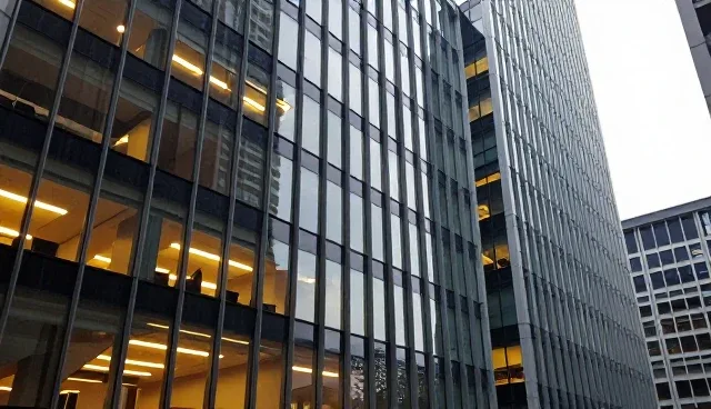 企业风险管控中的选型与维护建议